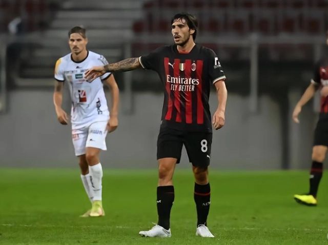 自己不仅拥 自己不仅拥